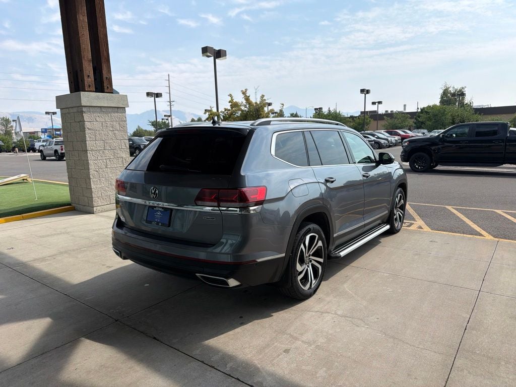 2021 Volkswagen Atlas — interior view
