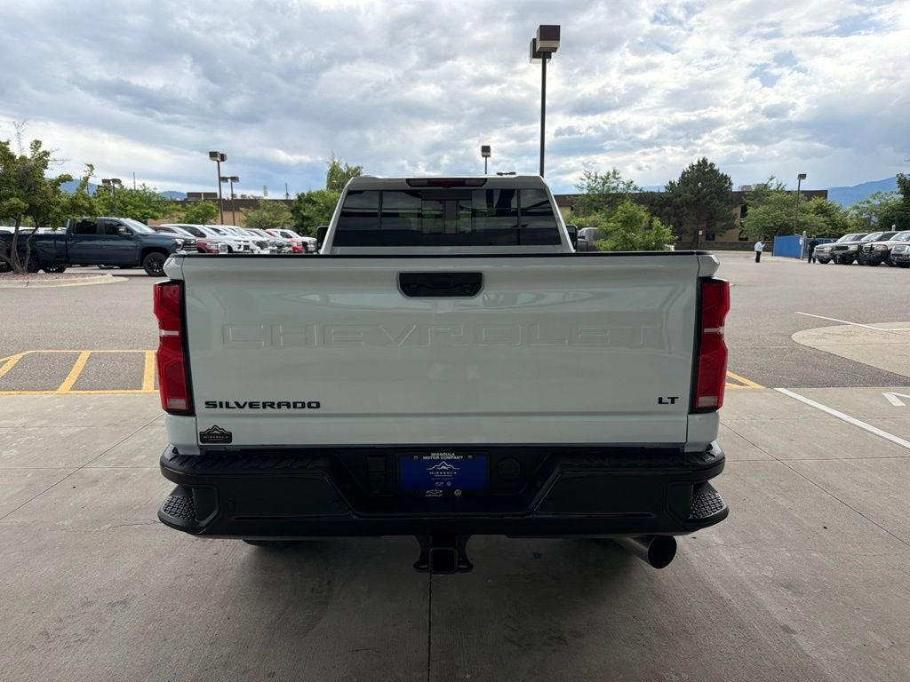 2026 Chevrolet Silverado 3500 HD — detail view