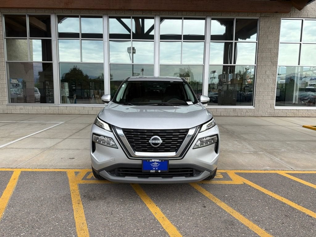 2022 Nissan Rogue — side profile view