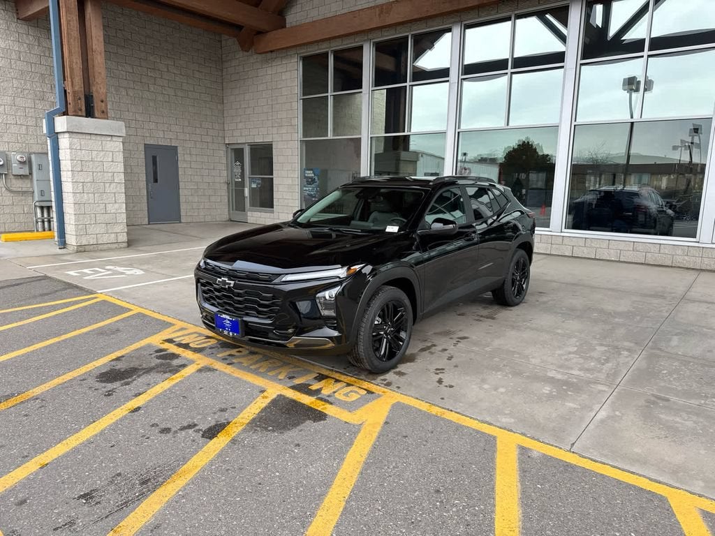 2026 Chevrolet Trax ACTIV in Mosaic Black Metallic — front three-quarter view